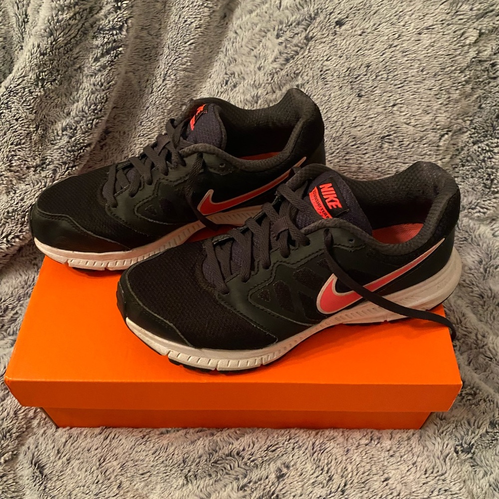 nike downshifter size 6